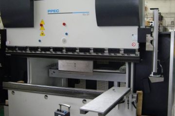 LVD - CNC-Gesenkbiegepresse Teilebreite max. 2000 mm